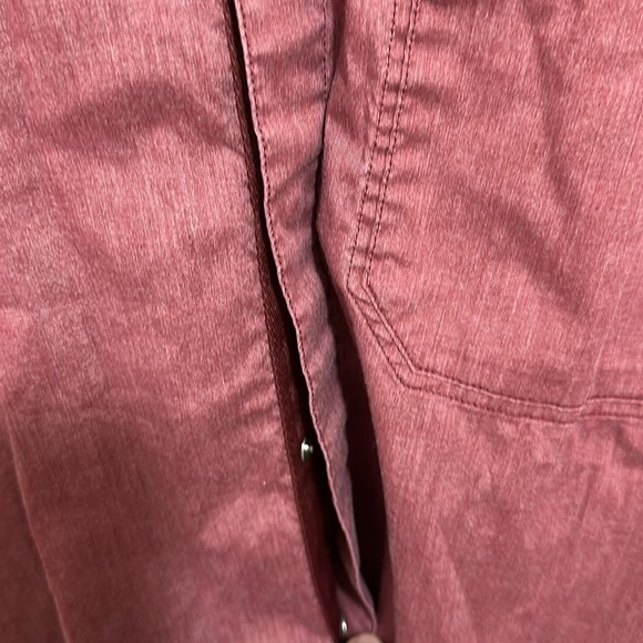 Patagonia Short Sleeve Snap Button Down Shirt size M - Picture 3 of 4